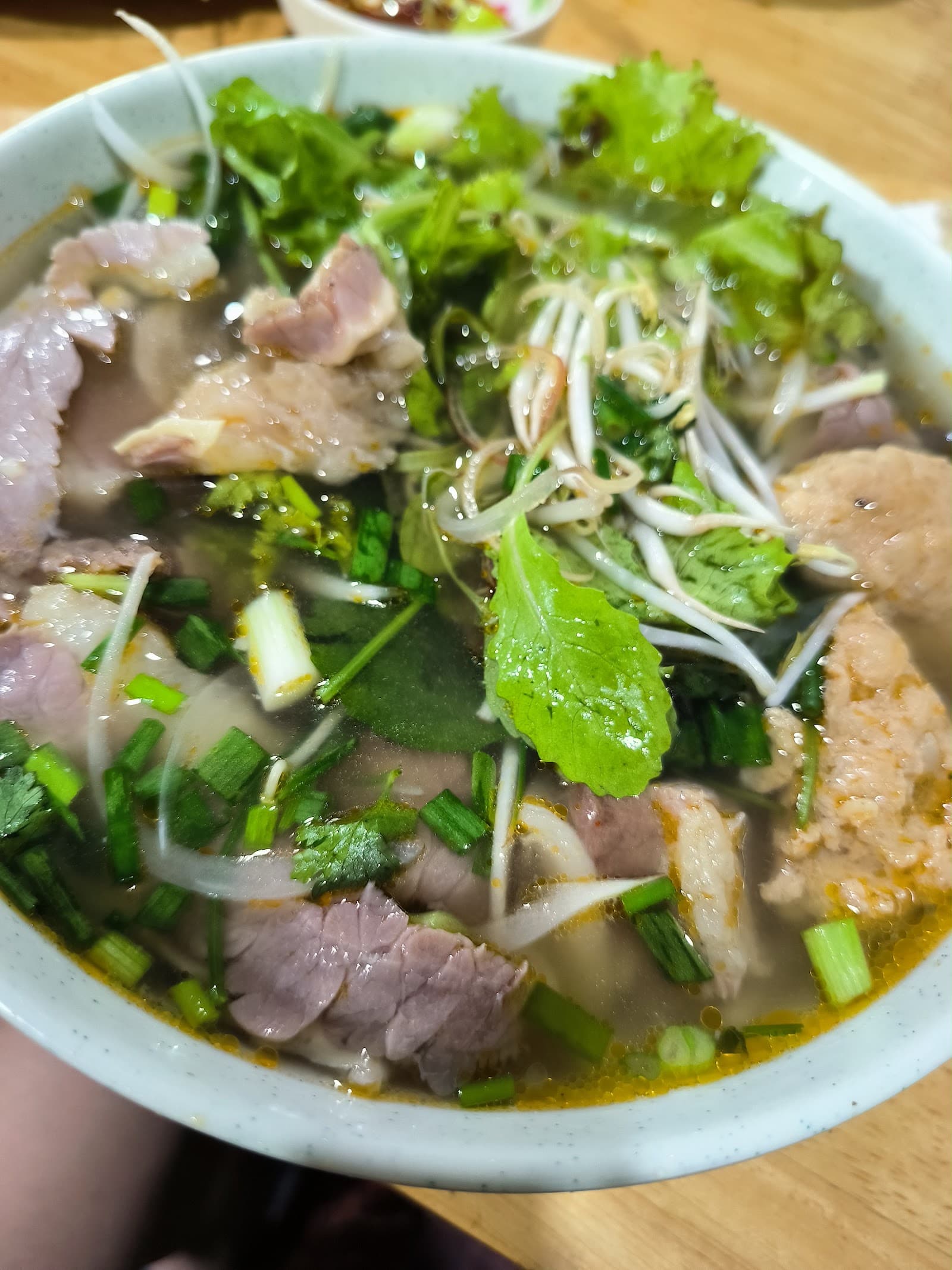 Bún Bò Huế Út Hưng — photo 5