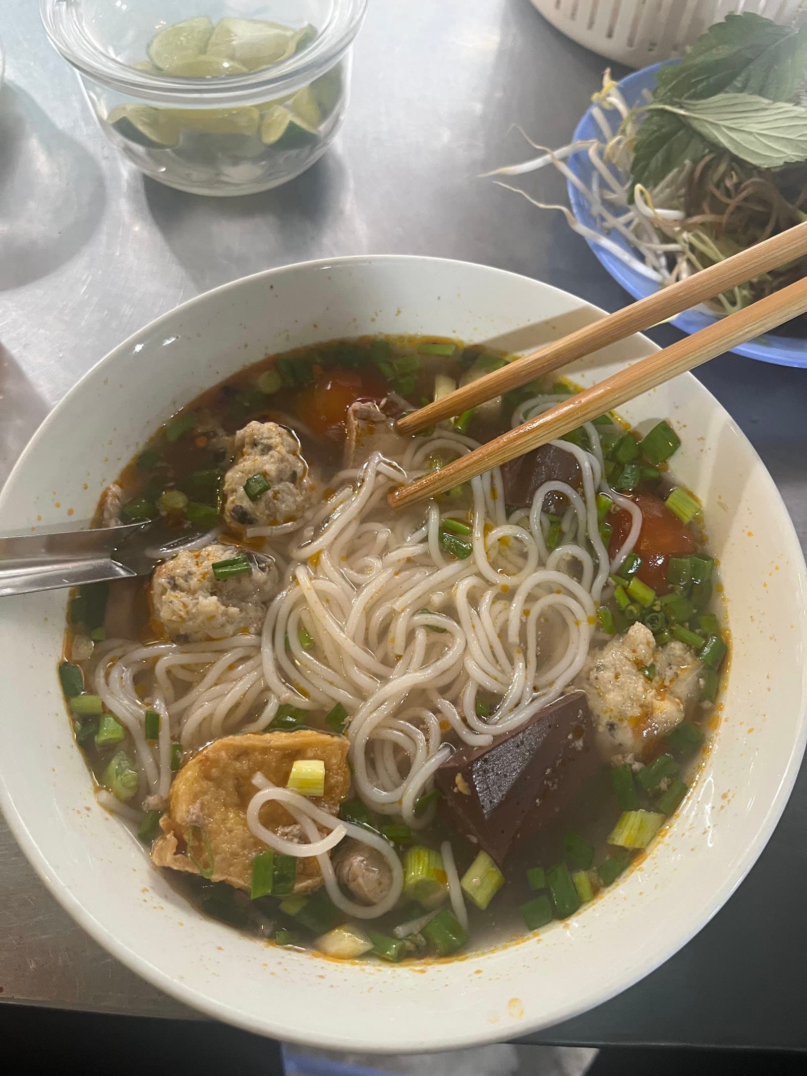 Quán Bún Riêu Nguyễn Gia Thiều — photo 3