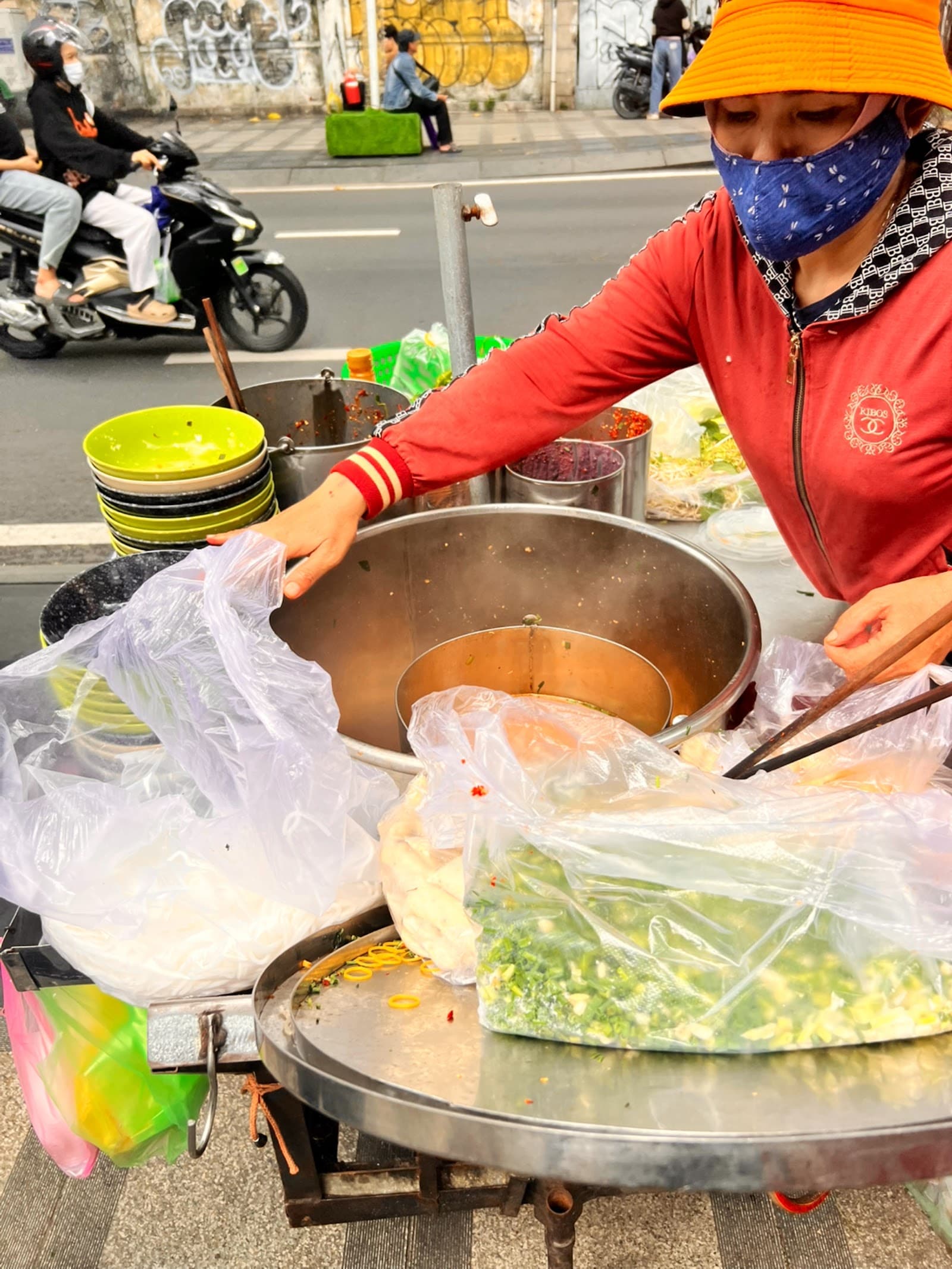 Canh Bún Bún Riêu 153 — photo 2