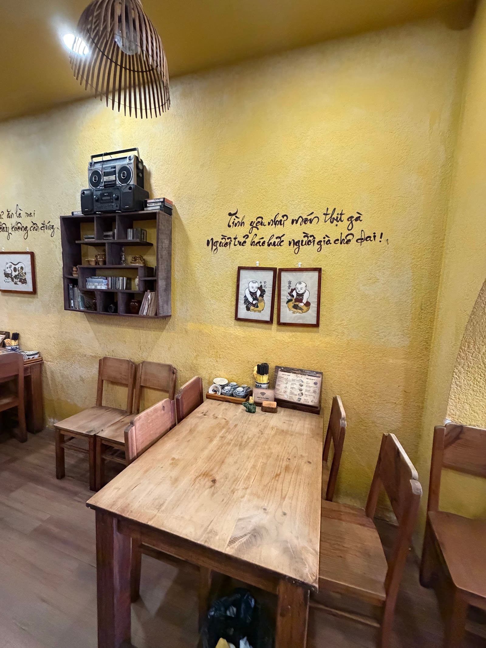 Tiệm Mì Quảng Thím Bi — photo 2