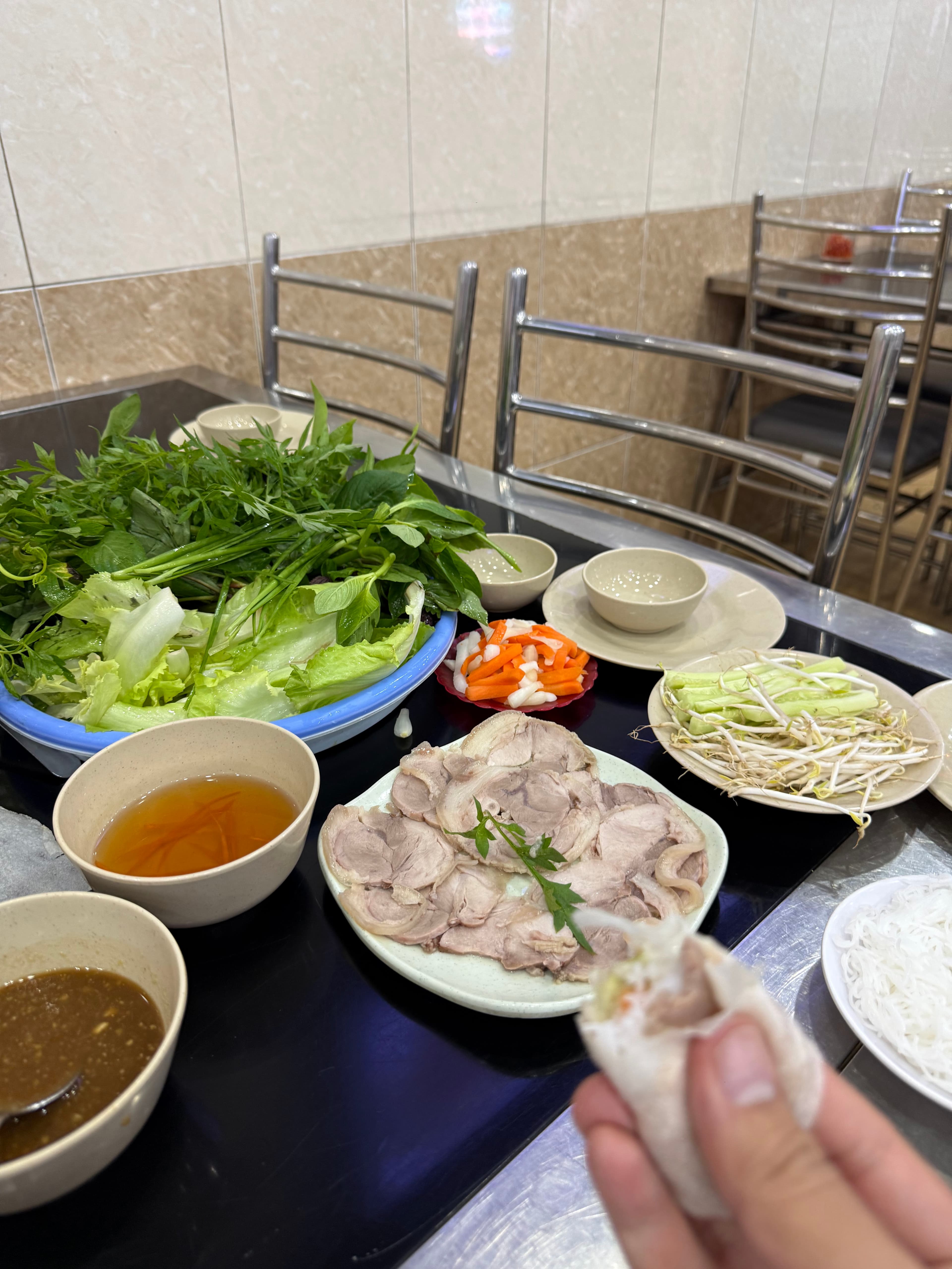 호앙 티 레스토랑 — photo 4