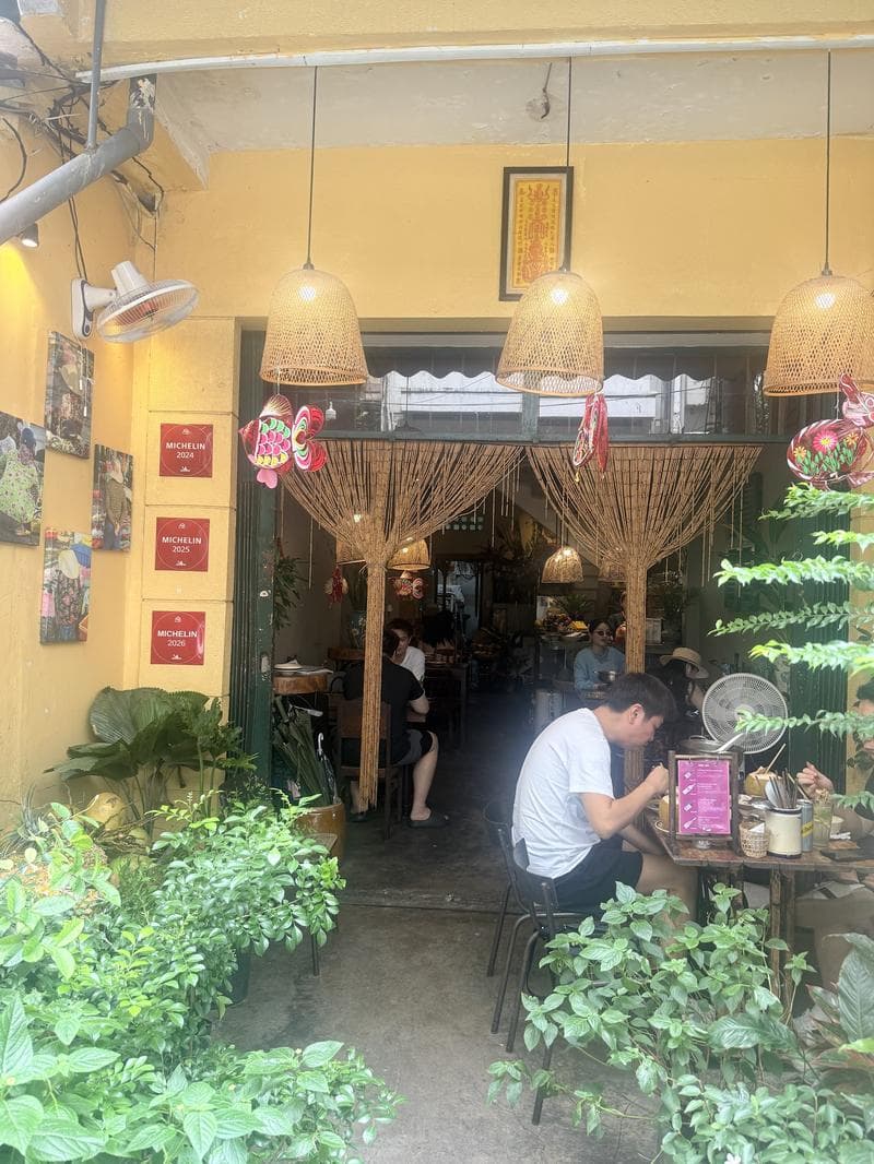 Cơm Nhà Tú — photo 1