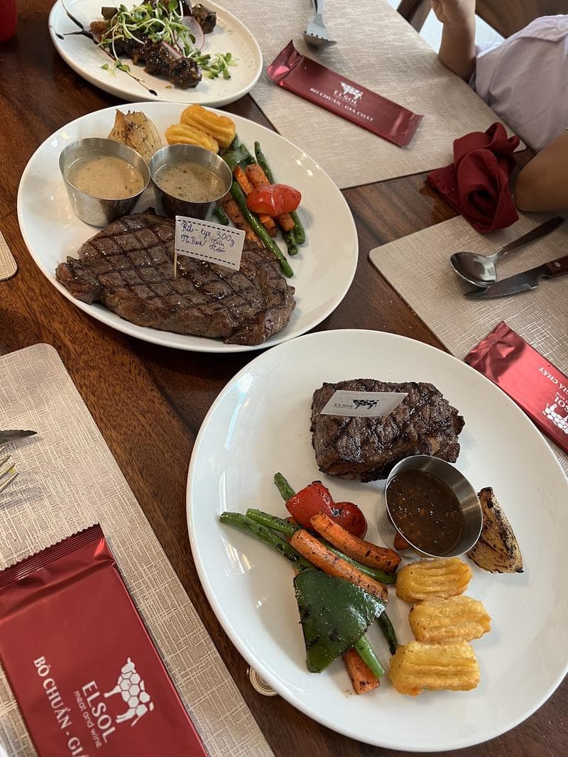 Elsol Meat & Wine — photo 5