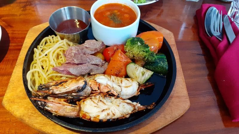 Elsol Meat & Wine — photo 7
