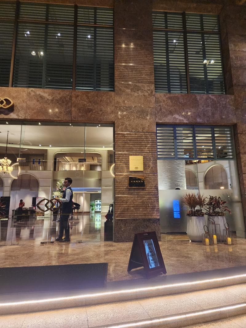LE 17 Bistro — photo 1