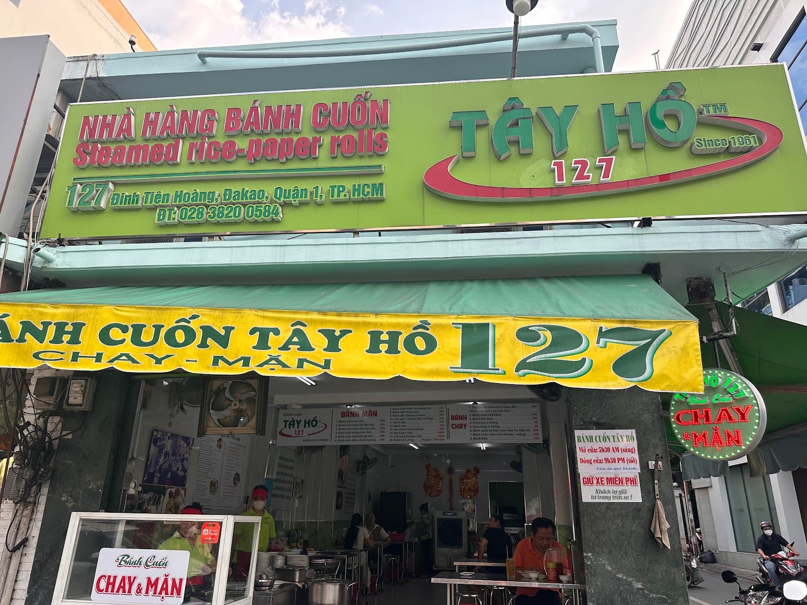 Banh Cuon Tay Ho 127