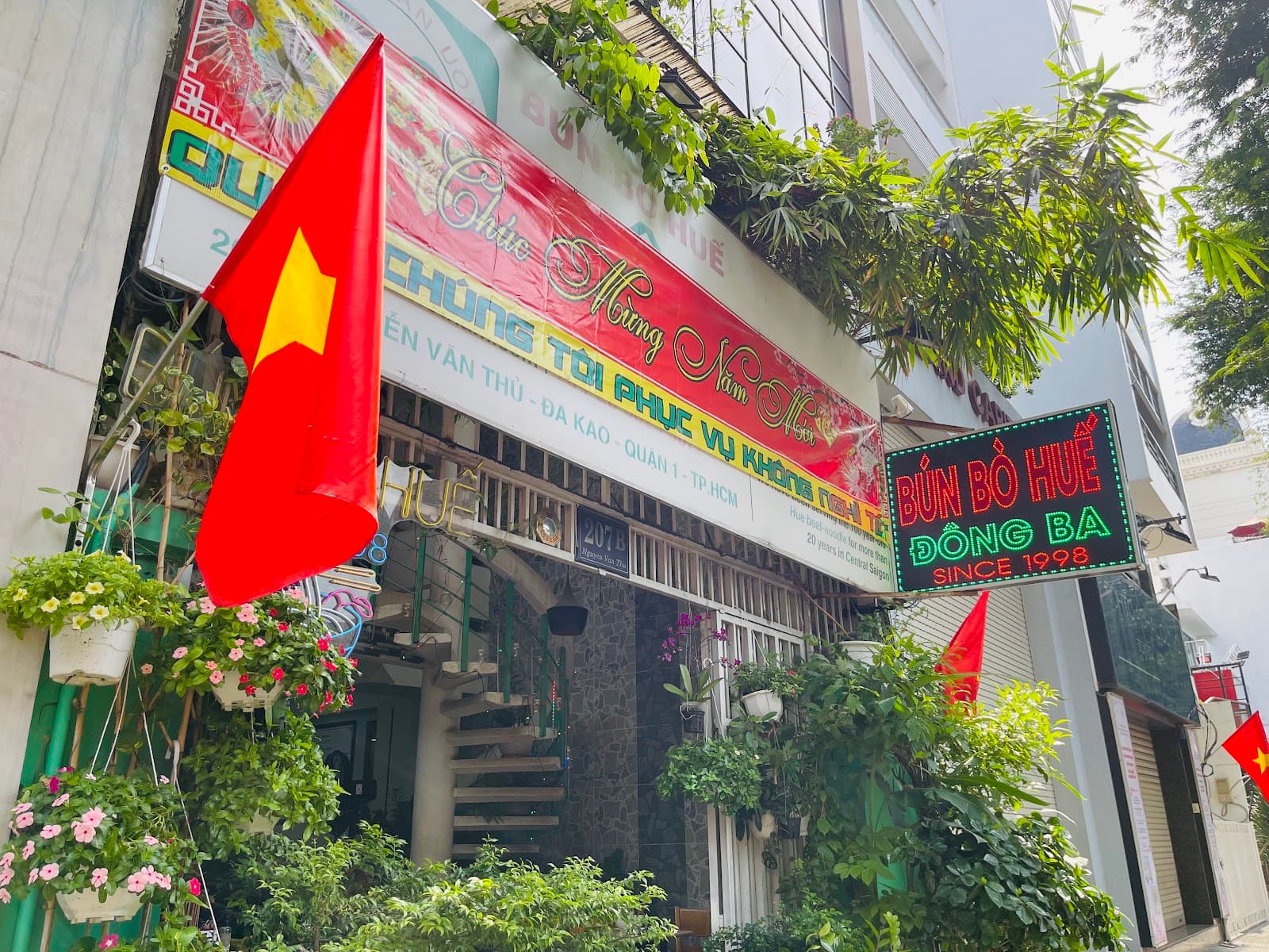BÚN BÒ HUẾ ĐÔNG BA - Since 1998 — photo 1
