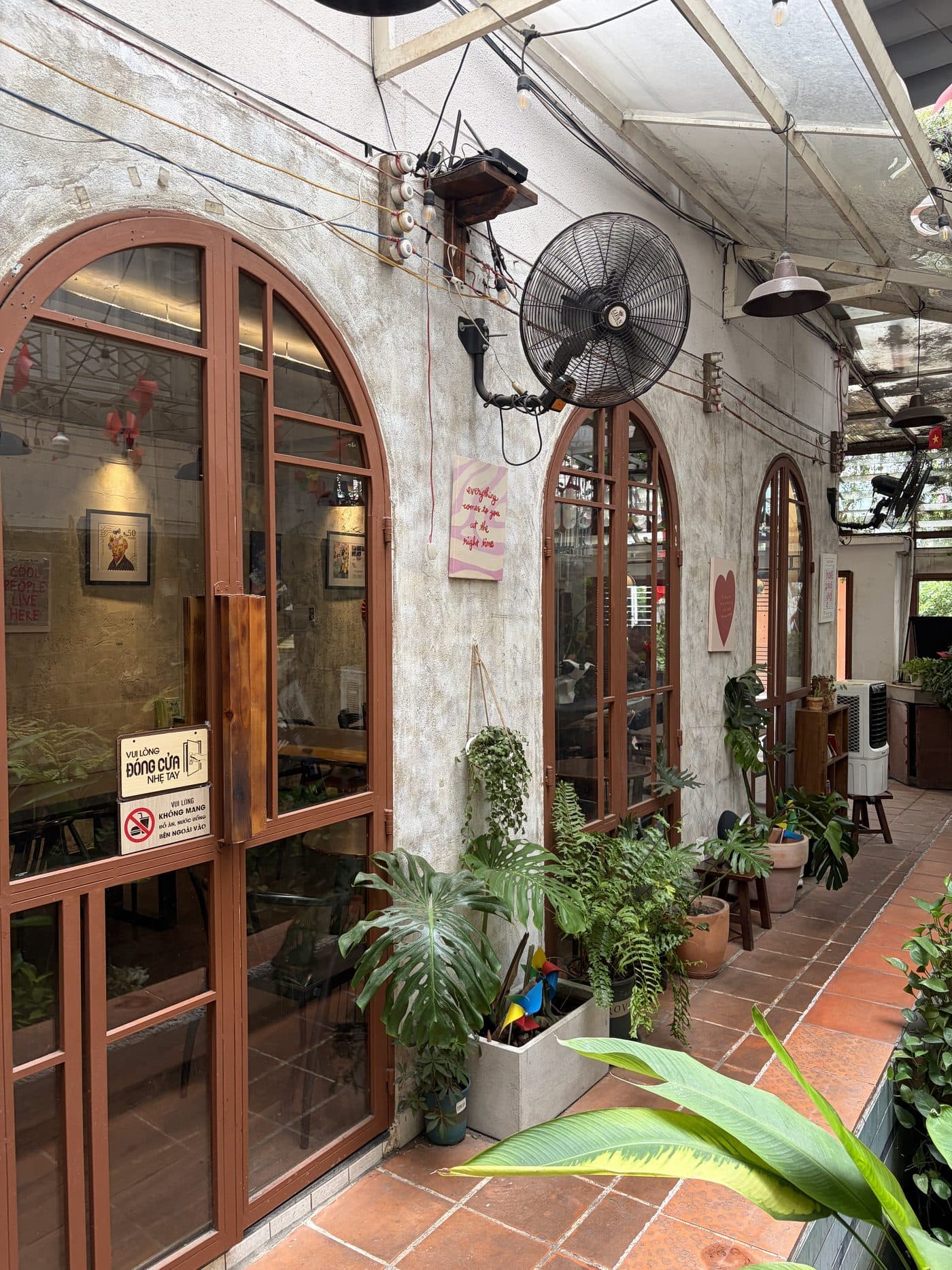 LÀ YÊN Cafe — photo 4