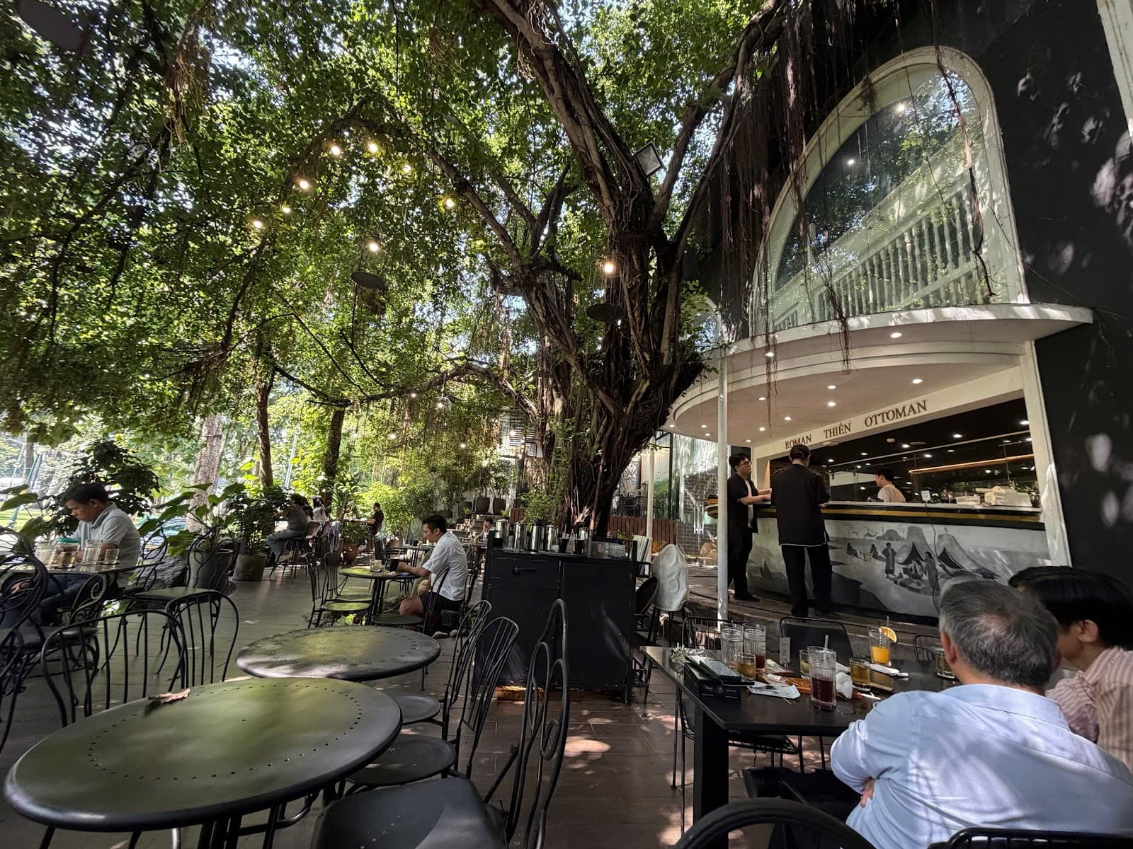 Trung Nguyen Legend Cafe
