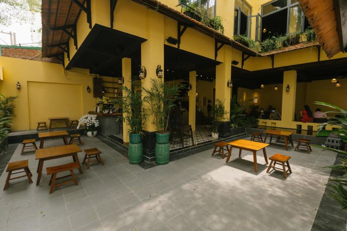 The shop from outside