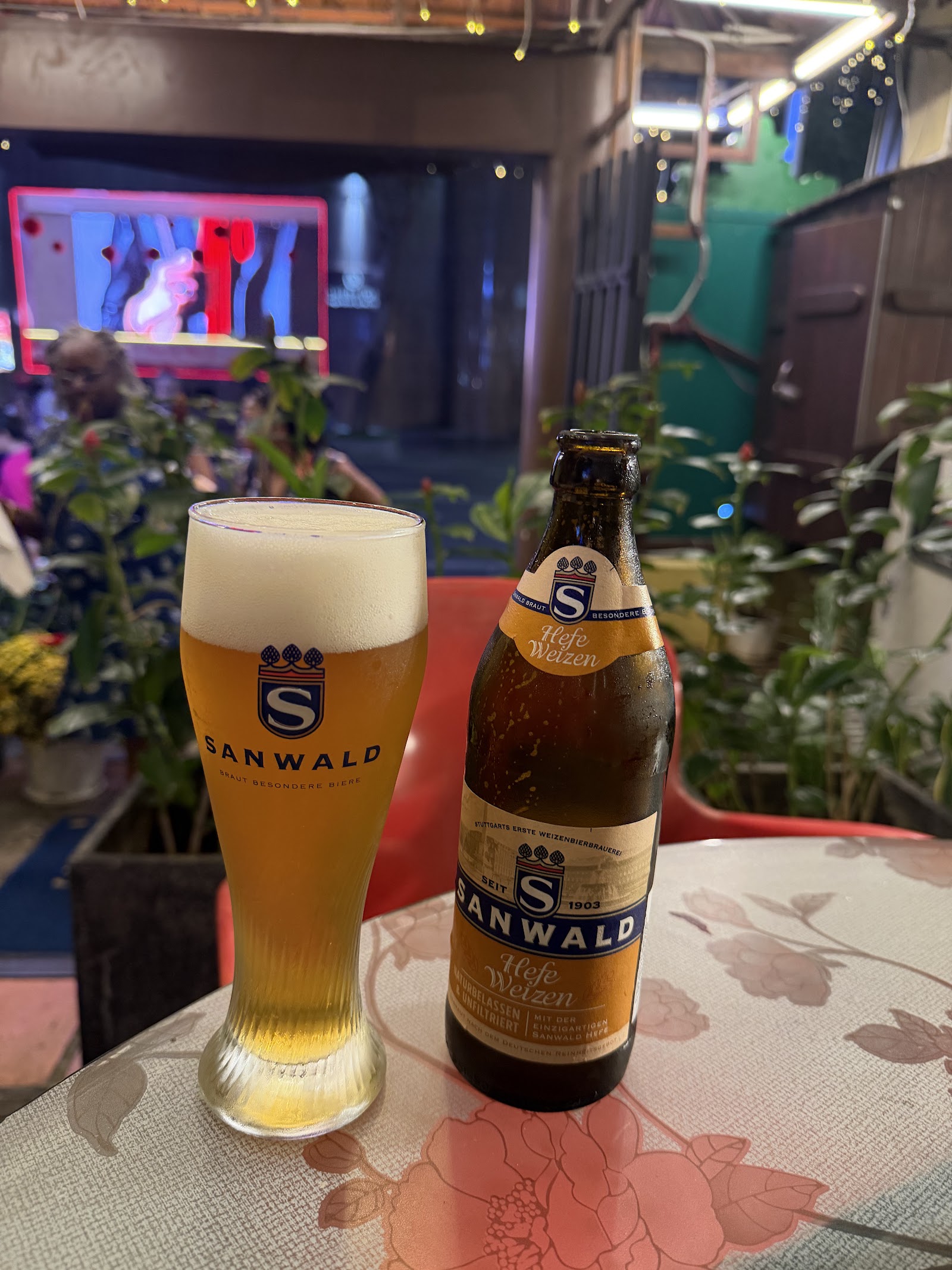 Ly bia Sanwald Hefeweizen mát lạnh
