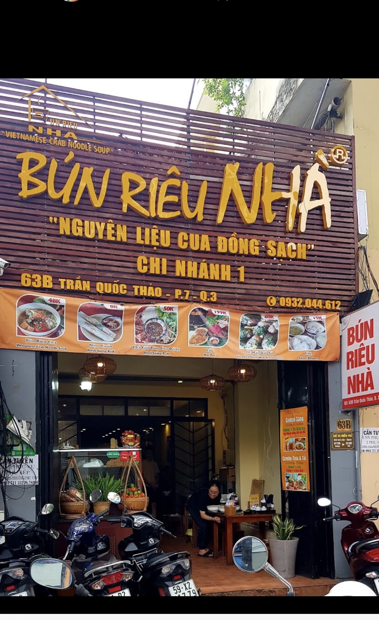 Mặt tiền quán Bún Riêu Nhà (đang chờ đợt chụp ảnh)
