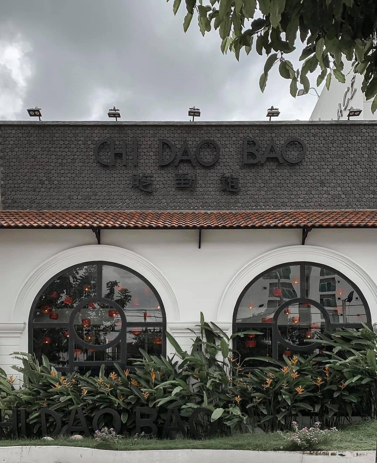 Chi Dao Bao, 26-28 Trần Khắc Chân