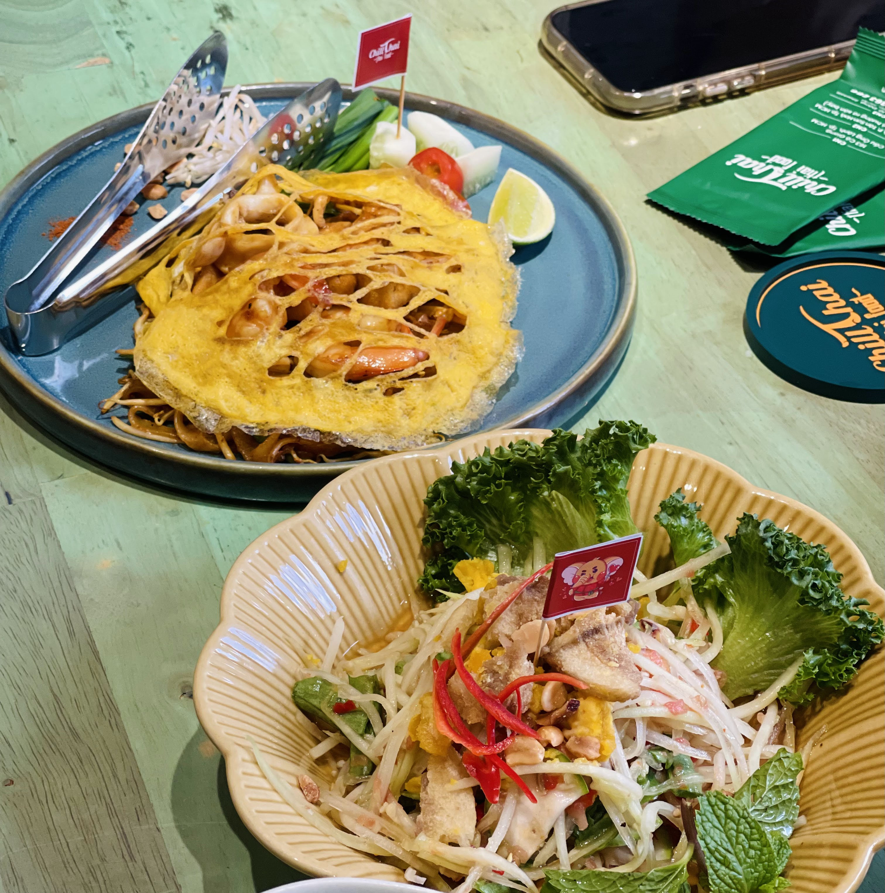 Pad Thai and papaya salad
