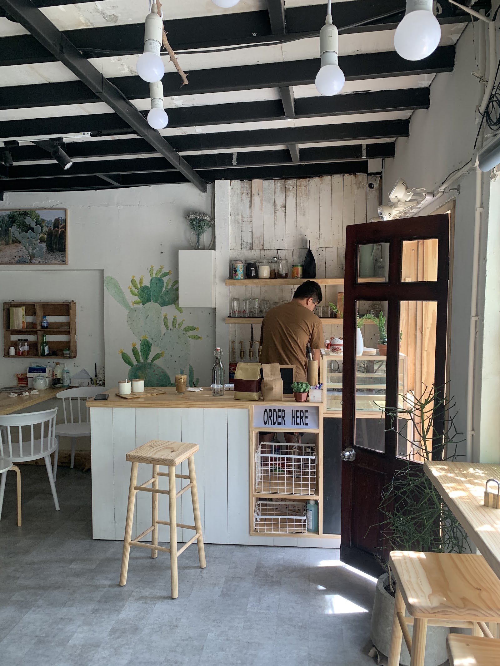 CƯ XÁ's wooden bar interior