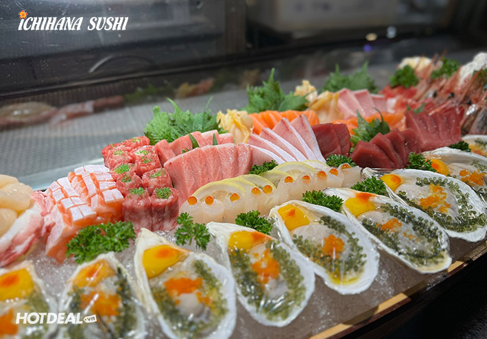Ichihana's nigiri and sashimi boat on ice