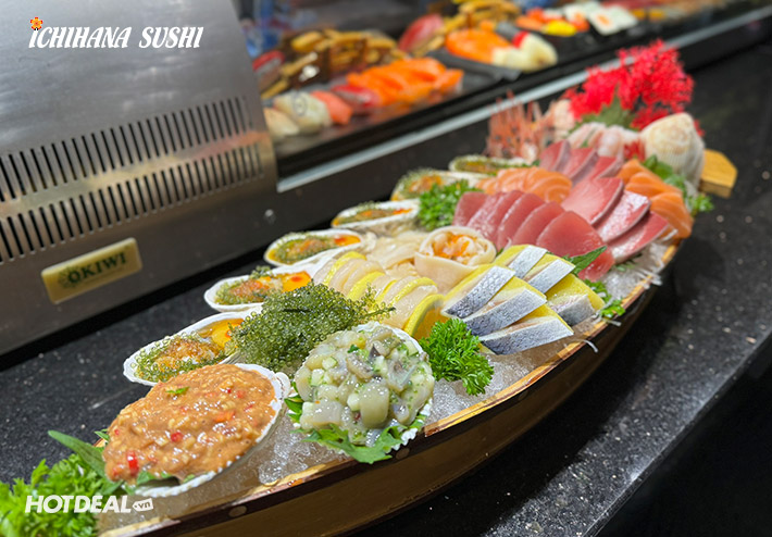 Nigiri and sashimi boat at Ichihana's counter