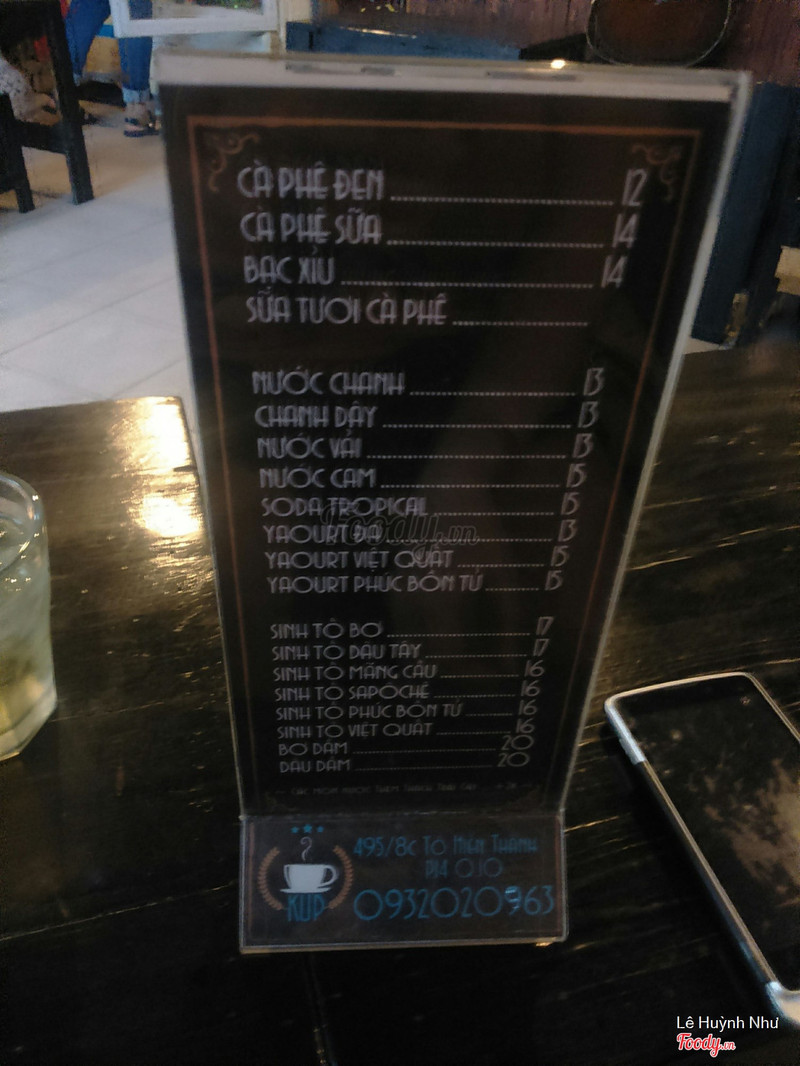 KUP의 종이 테이블 메뉴