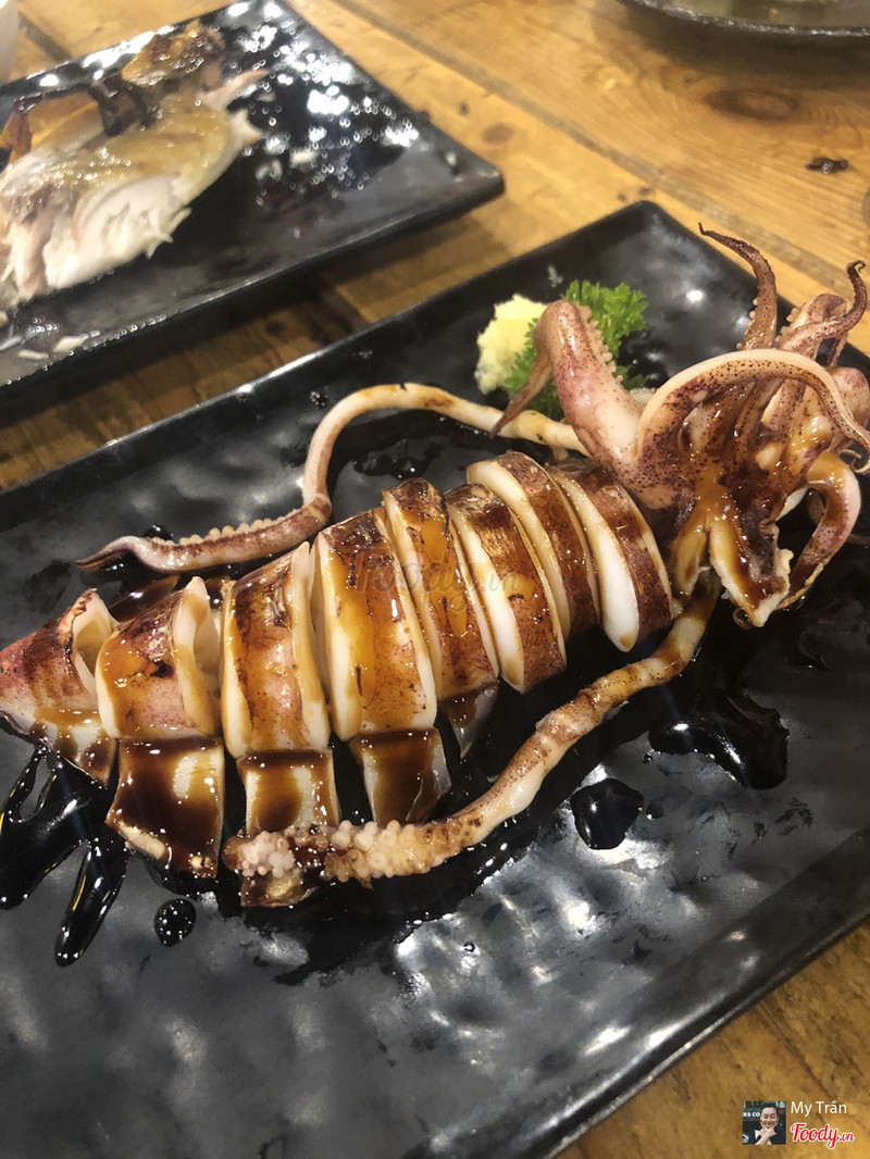 달콤한 소스를 입힌 구운 오징어, 만마루 오사카