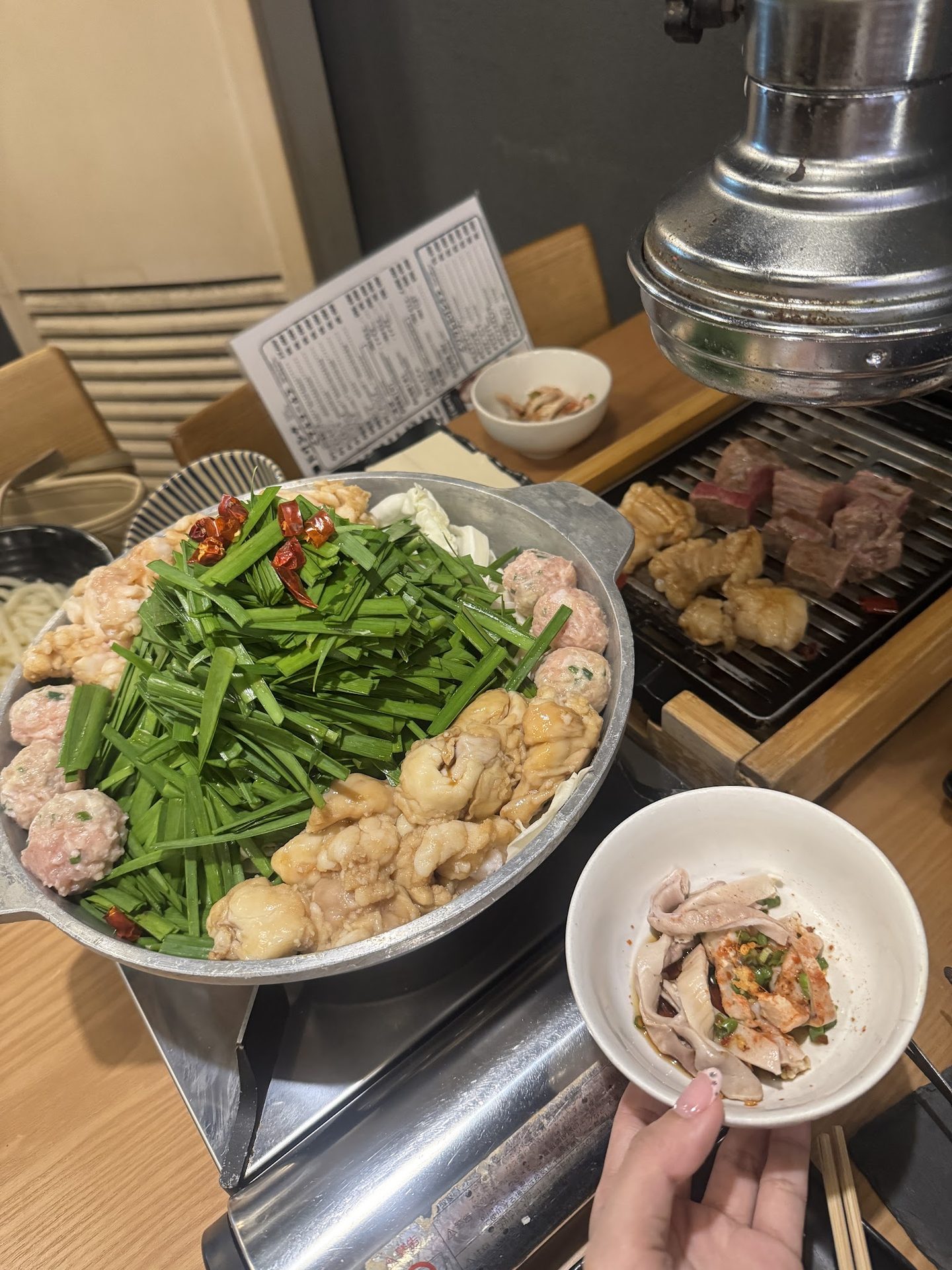 Motsunabe Rakutenchi의 저녁 공간