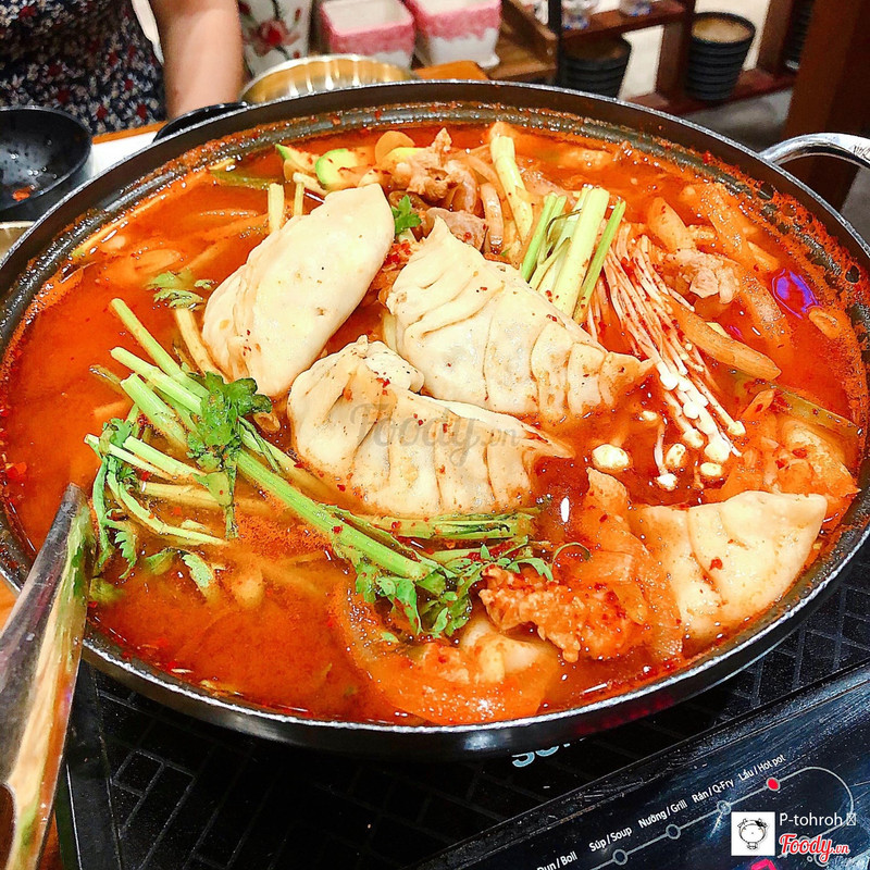 Mandu và lẩu tại Myung Ga