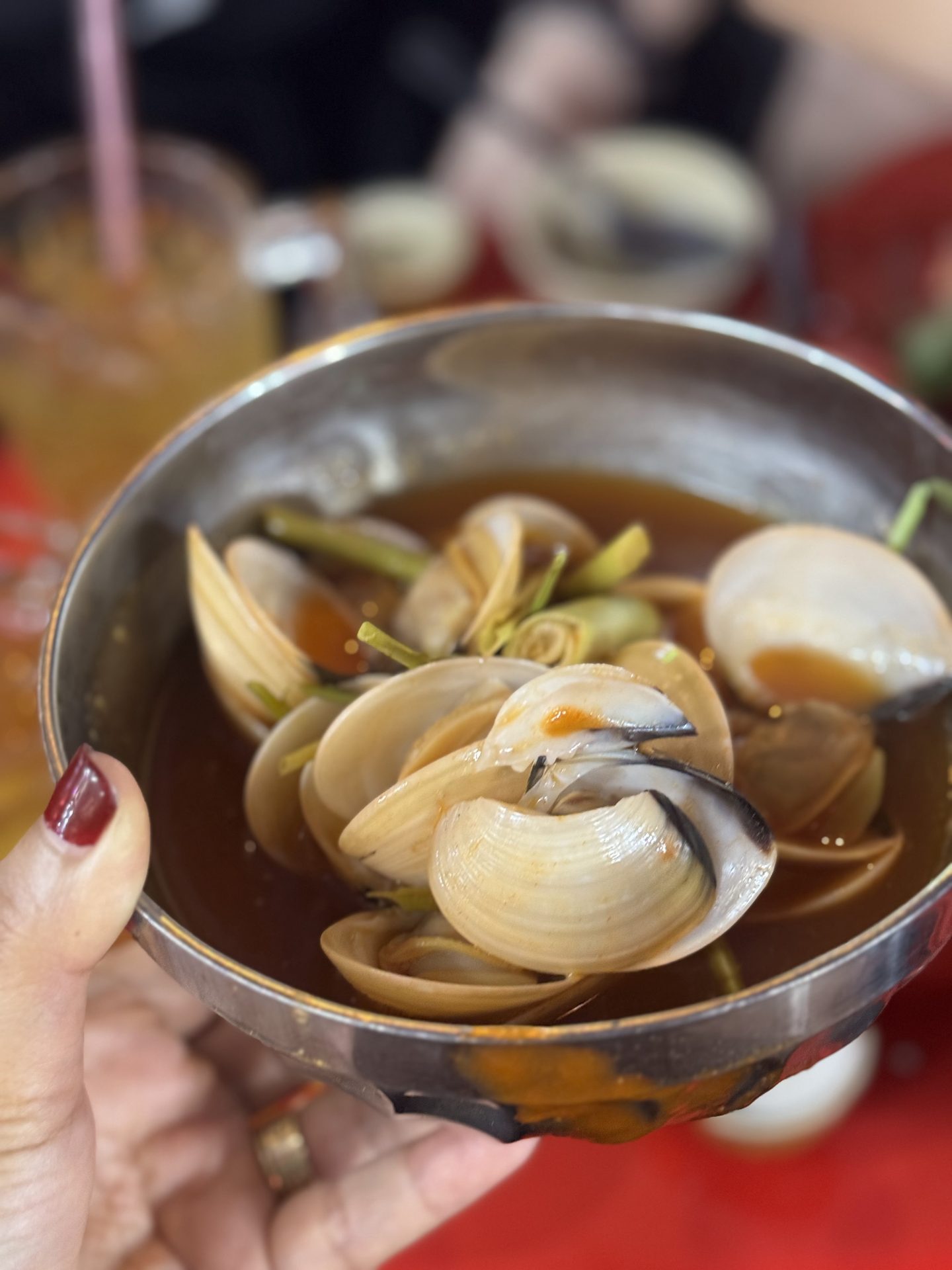 Nghêu hấp tại Ốc Vân