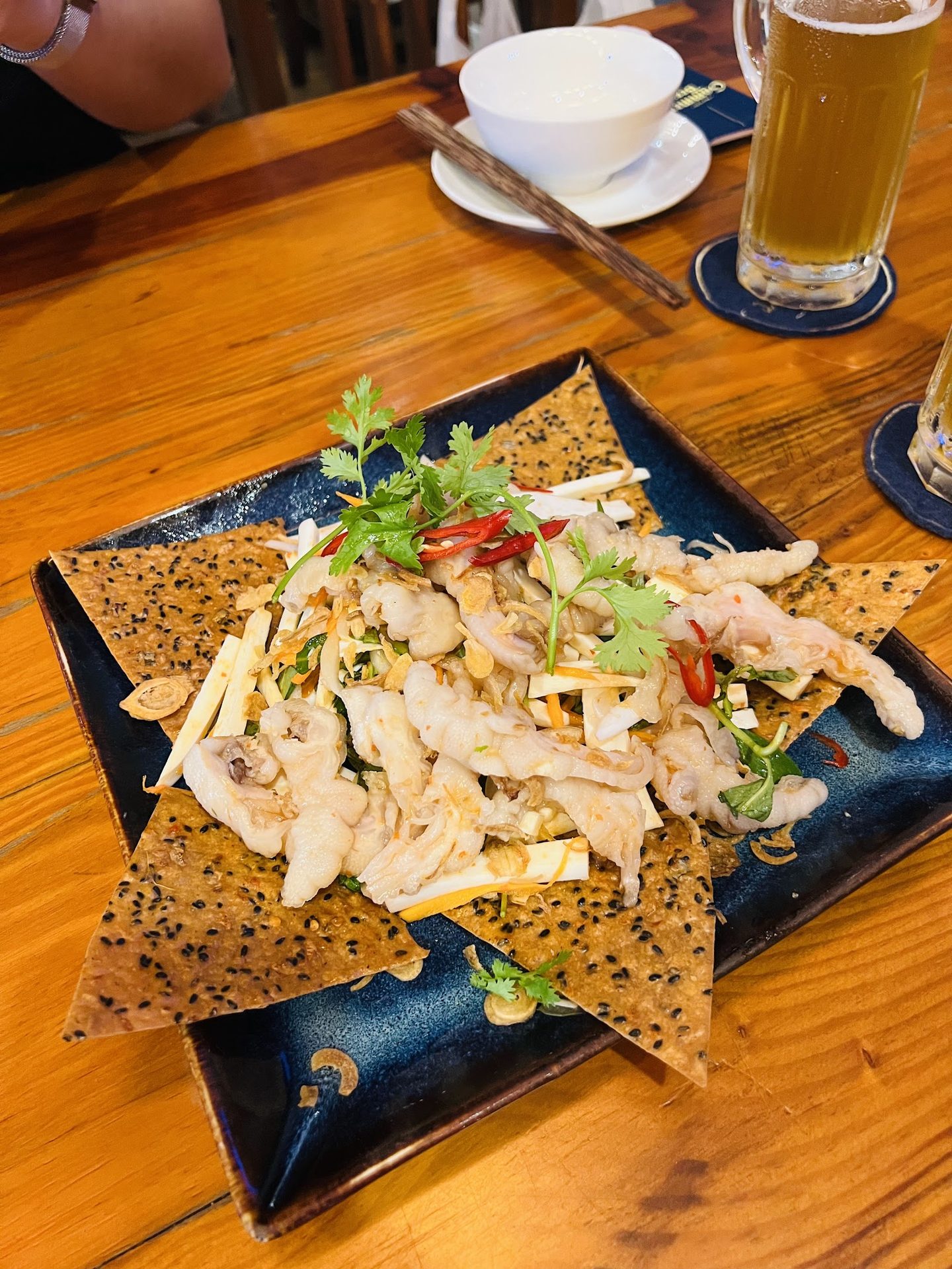 Chicken salad with rice crackers
