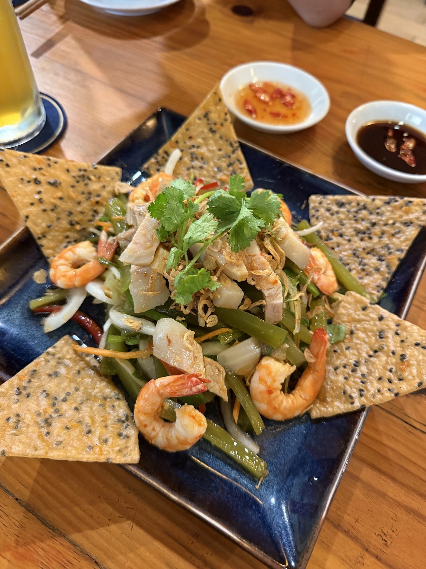 Gỏi tôm bánh đa