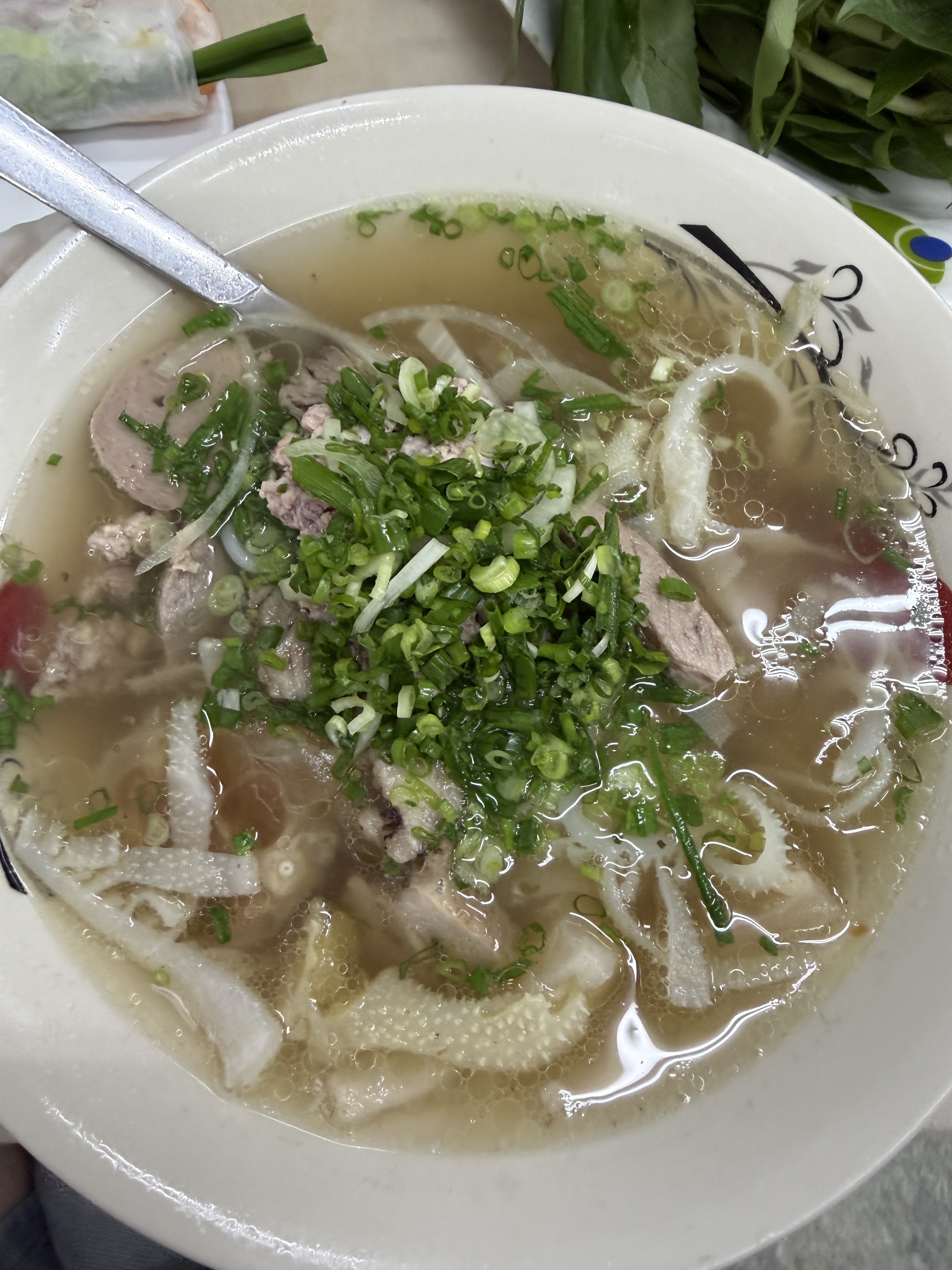 A Pho Hoa Pasteur beef-pho bowl