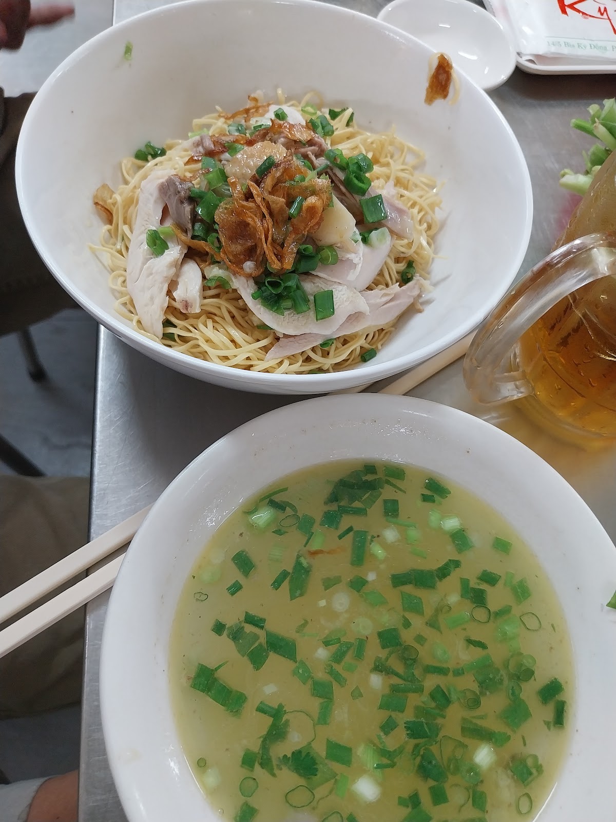 Tô miến gà tại Phở Miến Gà Kỳ Đồng