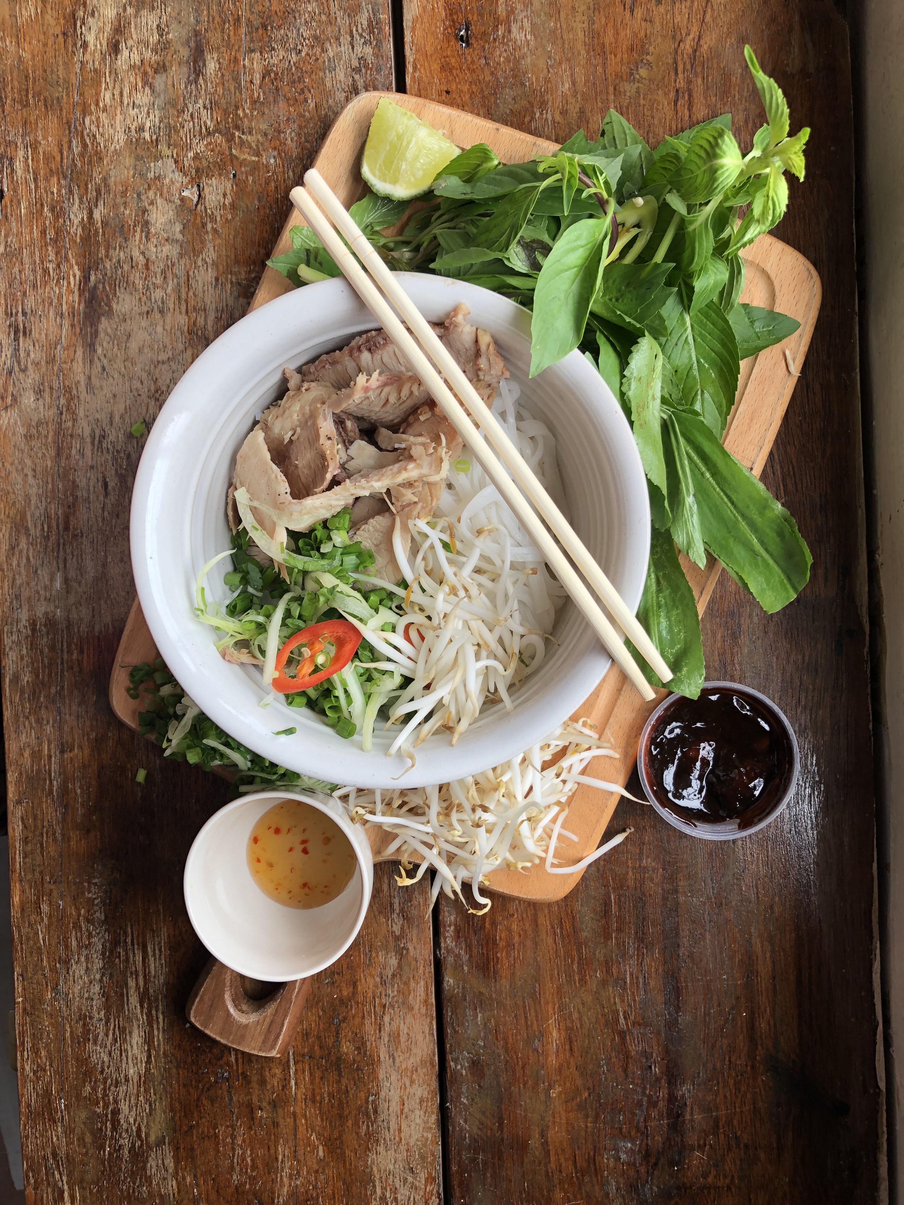 Tô phở Phú Vương nhìn từ trên