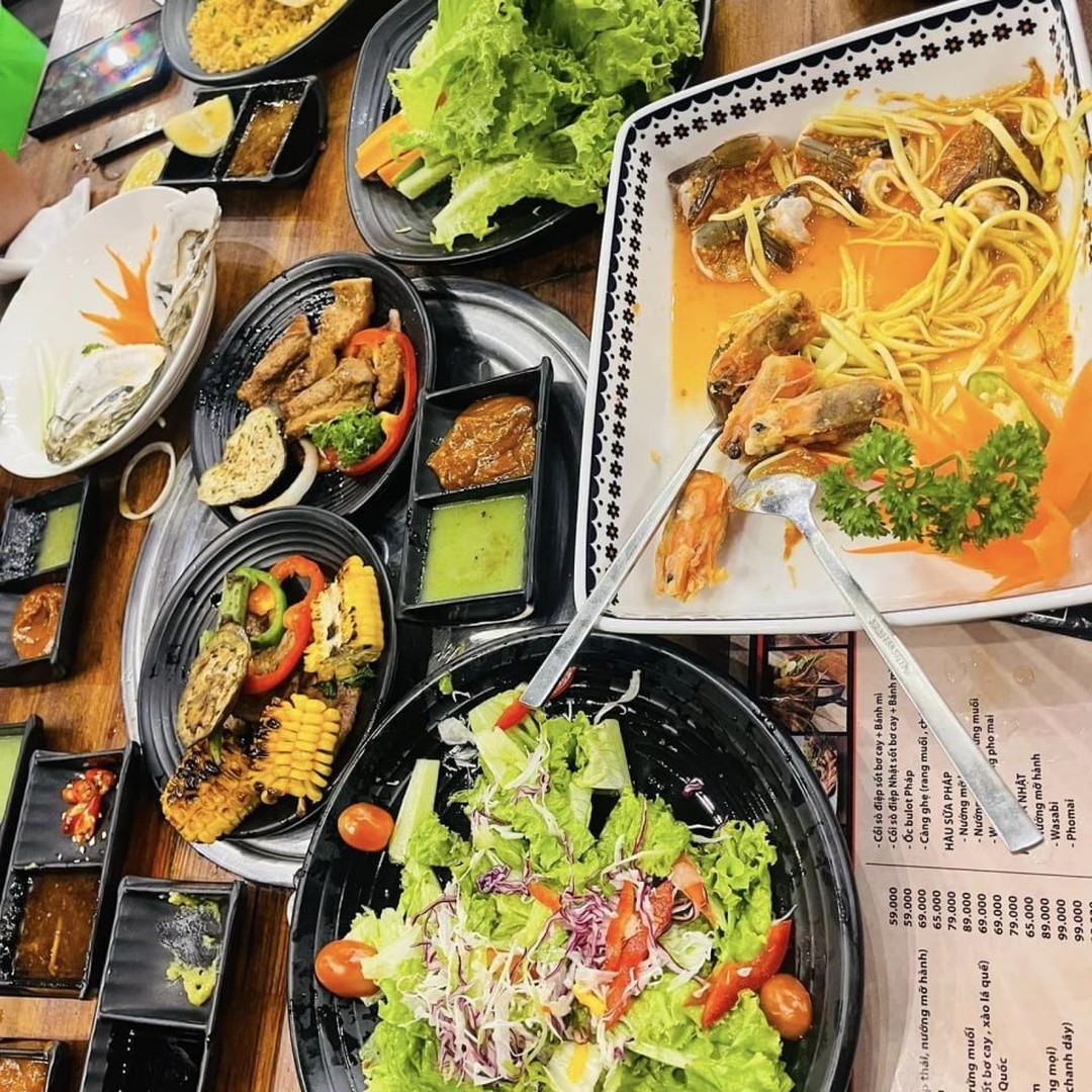 롬 BBQ 손님의 그릴 테이블