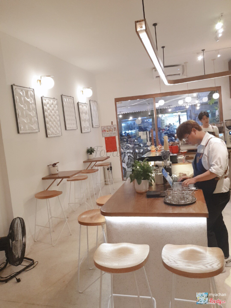 The bar counter with the barista at work