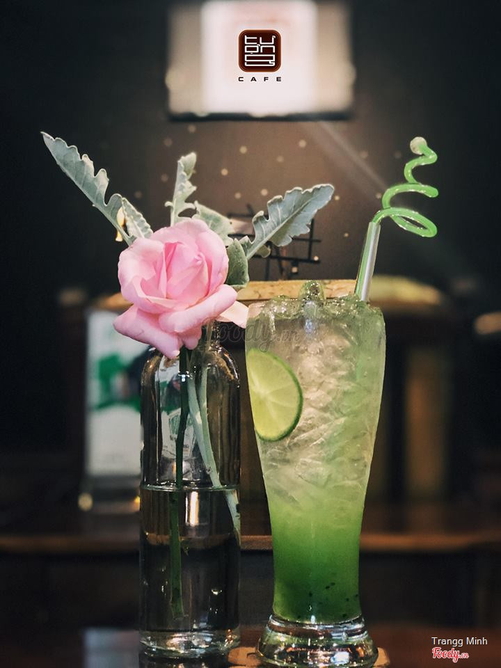 Ly soda của quán