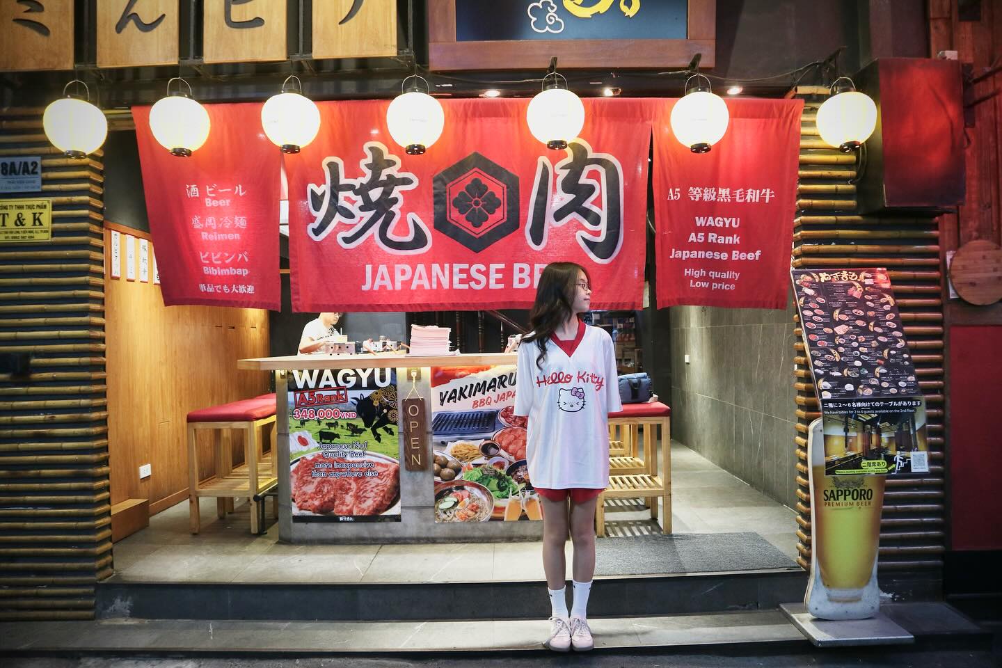 붉은 노렌과 焼肉 간판이 걸린 타이반룽 8A/A2 외관