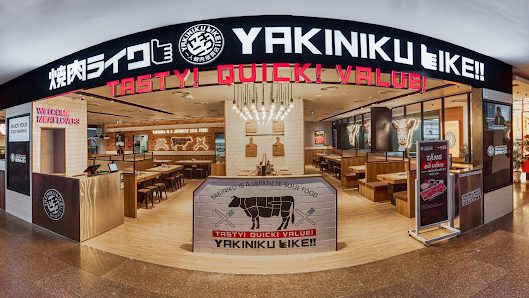 Mặt tiền Yakiniku Like tại Vincom Đồng Khởi: fascia đen, chữ TASTY! QUICK! VALUE!, bảng sơ đồ thịt bò